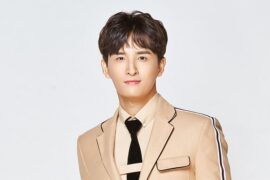 张远《哼》歌词及评论