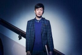 韦礼安《似曾》歌词封面图