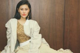 袁娅维《出局》 (灿烂的转身插曲) 歌词