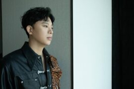 金润吉新歌《灯塔》 (深海危机主题曲）歌词