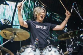 新歌《天宽海阔，你还有我》歌词完整版