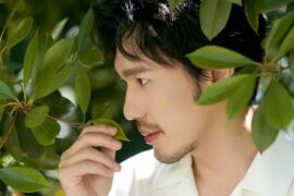 白宇《洛杉矶的十点半》歌词完整版