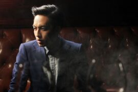 林宥嘉新歌《我不是神，我只是平凡却直拗爱着你的人》歌词