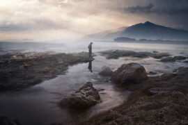 袁小葳新歌《凭空消失》歌词完整版