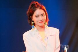 庄心妍《再见只是陌生人》歌词完整版