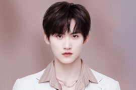 周柯宇《我的眼里只有你》歌词完整版