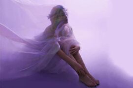 蓝心羽《夜是克莱因蓝的忧伤》歌词完整版