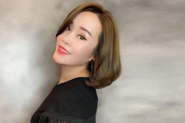 库妮珂《那拉提的养蜂女》歌词完整版