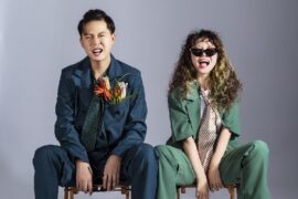 Fine乐团《想淋雨就别走》歌词完整版