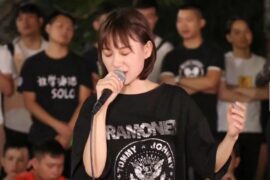 小阿七《曾经的我们》歌词完整版