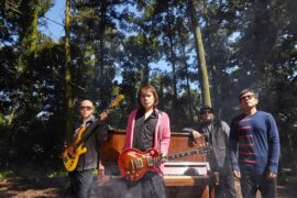 伍佰、China Blue新歌《纯白的起点》歌词完整版