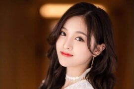 吴宣仪《Pink Blue Sunset》歌词完整版