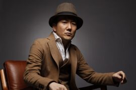 王太利《生活从来没有放过我》歌词完整版