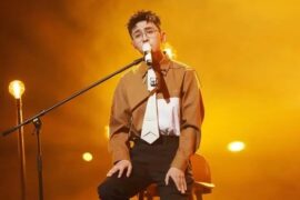 焦迈奇《恋歌》歌词完整版