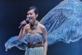 彭羚小玩意粤语谐音歌词