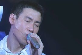 等你等到我心痛粤语谐音歌词完整版
