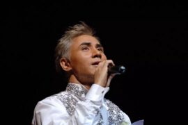 晚秋粤语版原唱歌词中文谐音