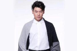 隔壁老樊《在一座城等一个人》歌词完整版