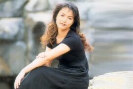 黎瑞恩一人有一个梦想粤语谐音歌词