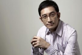 吴启华风起云涌粤语谐音歌词