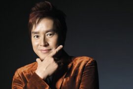 谭咏麟谁可改变粤语谐音歌词