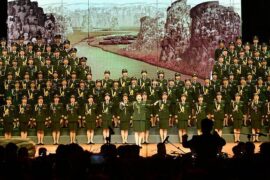 中国广播文工团合唱团《地道战》歌词