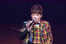 天各一方粤语谐音歌词