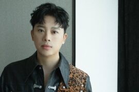 金润吉《迟来的爱》歌词