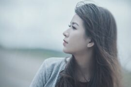 沈宁《还有多少个十年》歌词