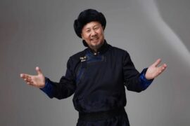 腾格尔《蒙古人》歌词（黑骏马插曲）