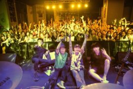 A公馆《英雄》歌词