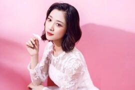 叶炫清《灰色的海》歌词