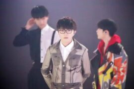 毛衍七、毛不易《和影子跳舞》歌词