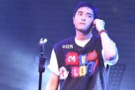 沈以诚《星期天》歌词