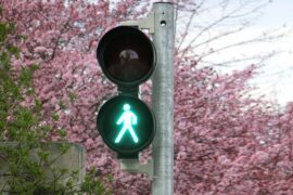 卦者灵风《典》歌词