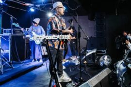 丢火车《火车日记》歌词