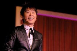 伍思凯《爱与愁》歌词（廉政英雄国语插曲）