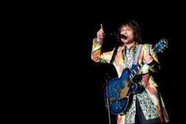 伍佰、China Blue《突然的自我》歌词