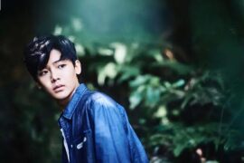 侯明昊、王天若《周天之变》歌词