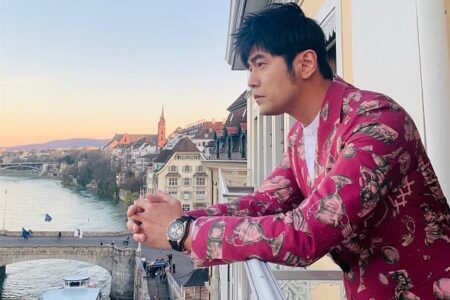 周杰伦《白色风车》歌词