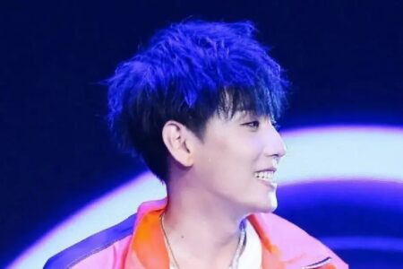 赵泳鑫《刚好日落》歌词