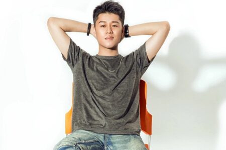 Ice Paper《千里马》歌词 (三十六骑动画番剧片头曲)