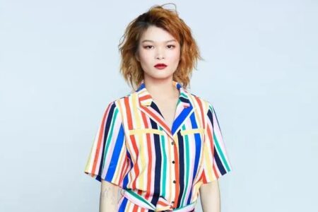 苏运莹《童话世界》歌词