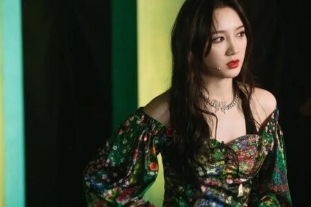 孟佳《给我乖》歌词