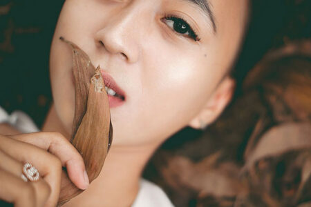 小小《躲避的爱》歌词