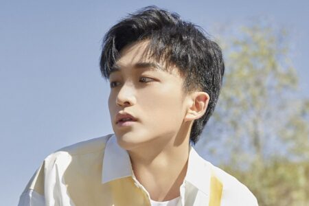 黄子弘凡、NOVA《无畏瞩目》歌词 (NOVA战队无畏契约主题曲)