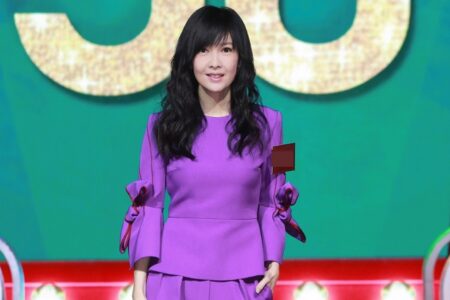 周慧敏《孤单的心痛》歌词