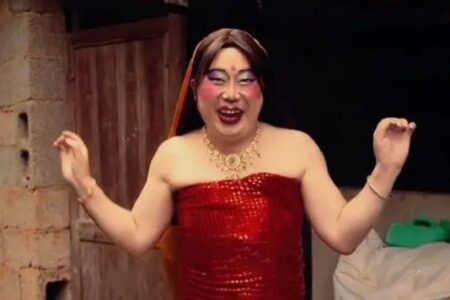 活珠子豪哥哥改编歌曲《心乱乱》歌词