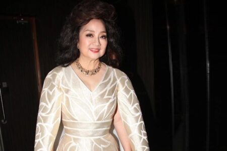 徐小凤《婚纱背后》歌词