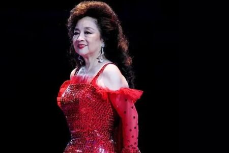 徐小凤《天涯歌女》歌词